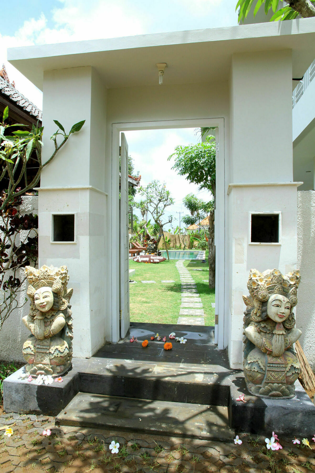 Asung Guesthouse Canggu Exteriér fotografie